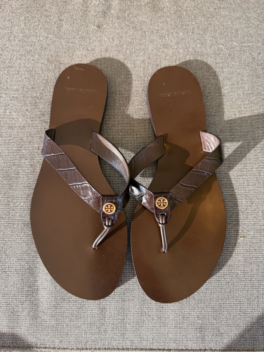 Tory Burch dark brown sandals - Picture 3 of 4